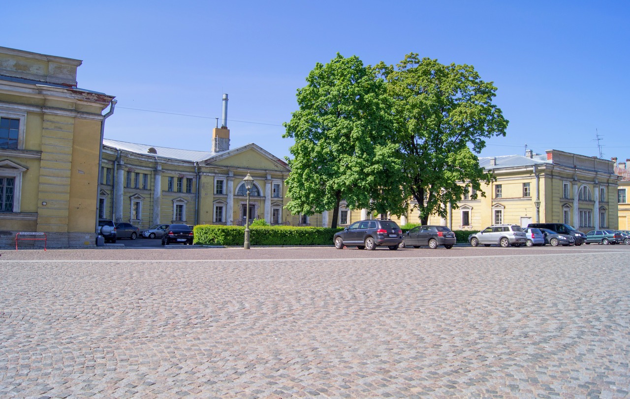 Петропавловская крепость: гауптвахта и другие здания. | Прогулки по городу