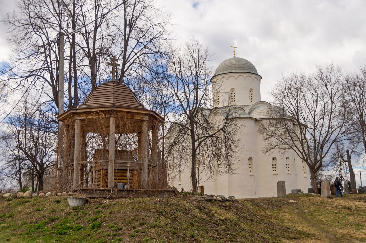 В Старой Ладоге: Успенский монастырь. | Прогулки по городу