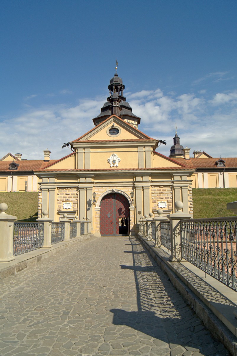 Центральные ворота Несвижского замка.