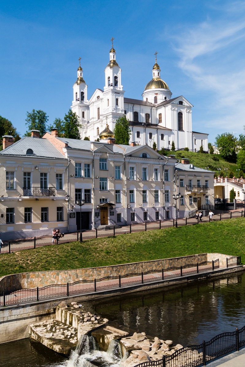 Витебск. Успенский собор, Духов монастырь и река Витьба.
