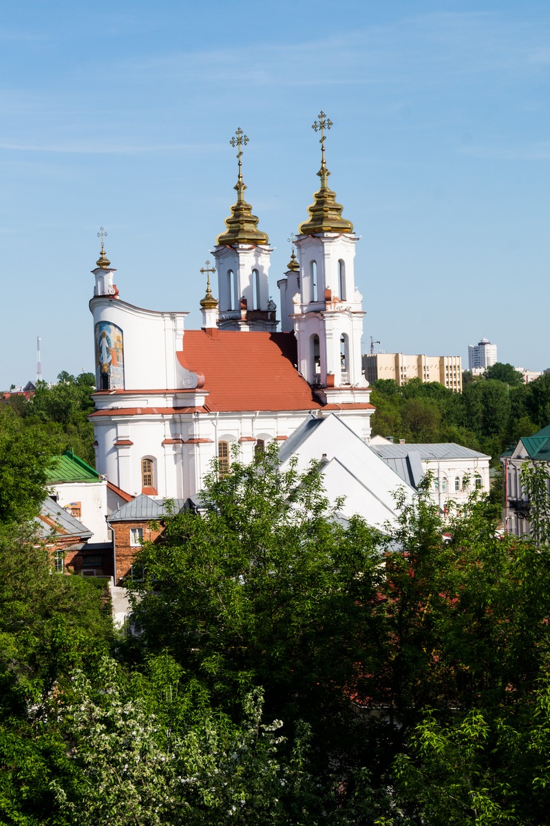 Витебск. Воскресенская церковь. Вид с Успенской горки.