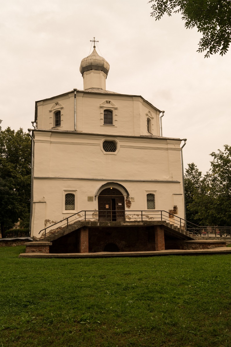 Новгород. Церковь Георгия на Торгу.
