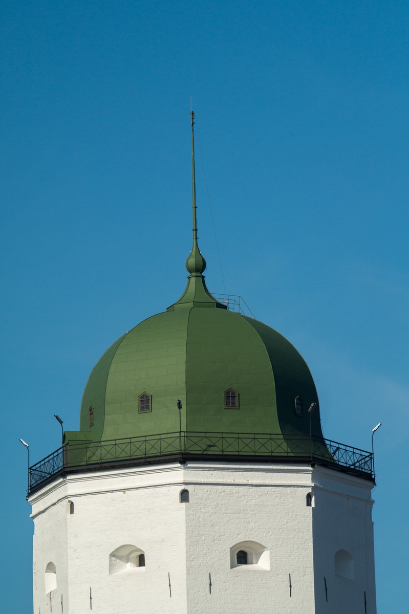 Выборгский замок. Обновленный купол башни святого Олафа.